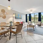 Fun 2 Bed/2 Bath Condo With Pool On Biloxi Beach