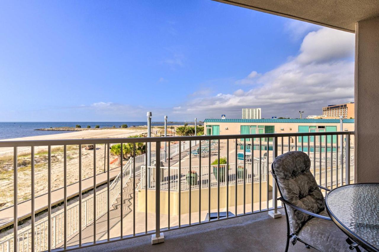 Sunny Beachfront With Amenities! * Biloxi