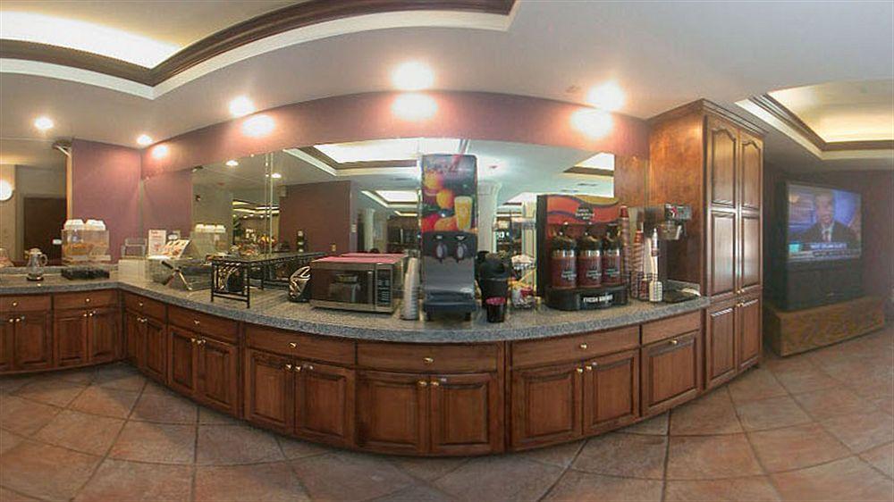 Wingate By Wyndham - Ocean Springs Hotel