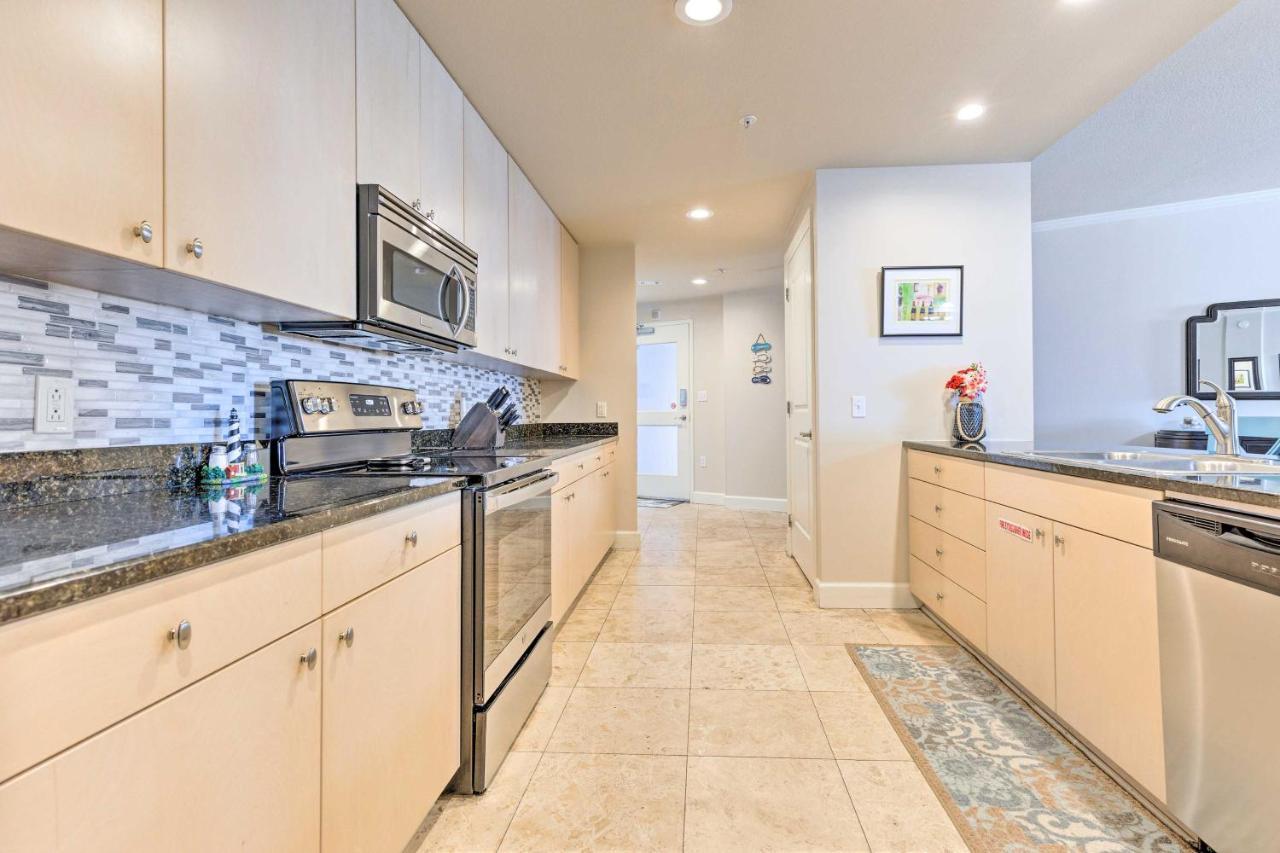 Spacious Getaway With Pools And Access! Biloxi