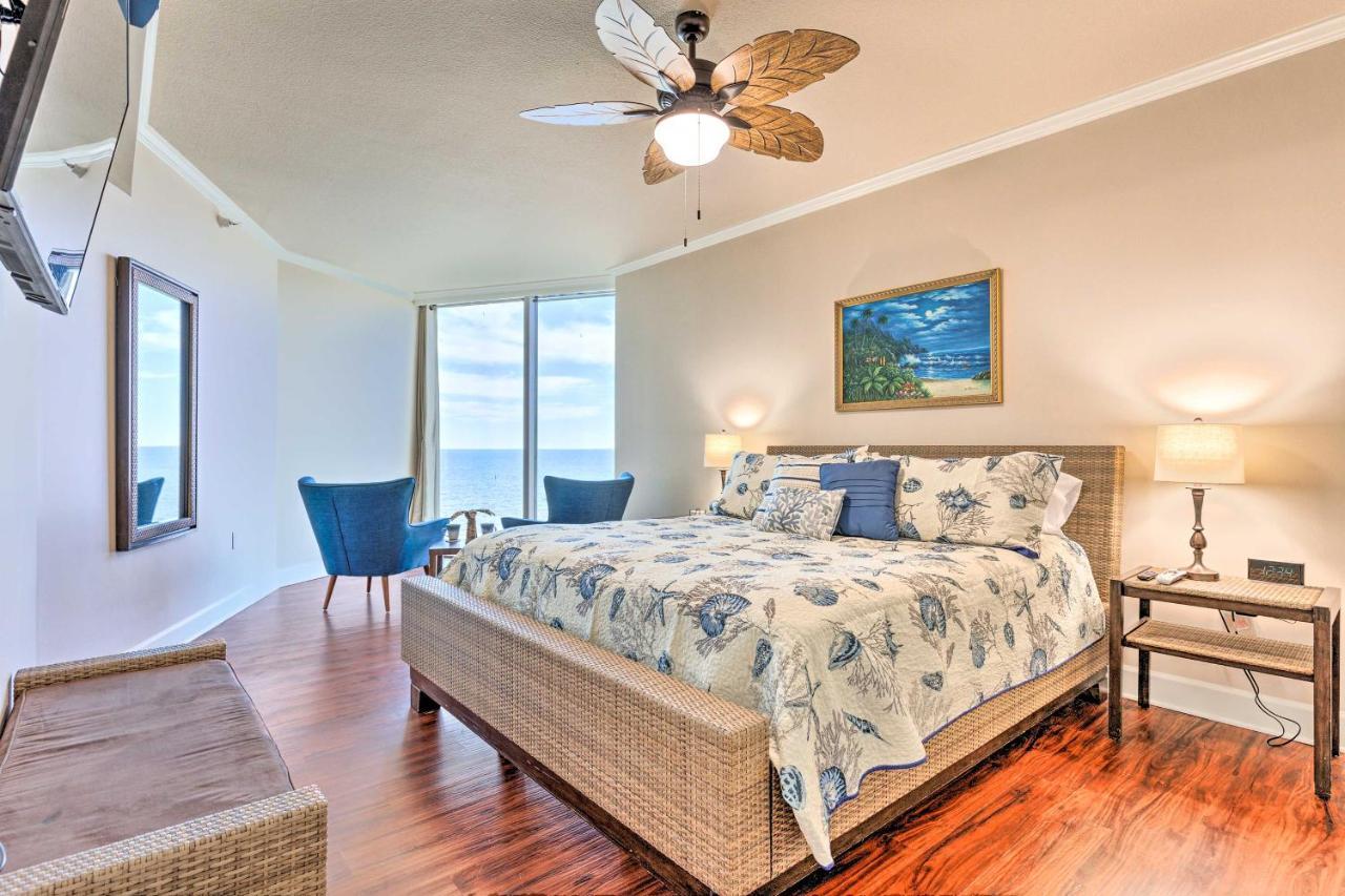 Spacious Getaway With Pools And Access! Apartment *