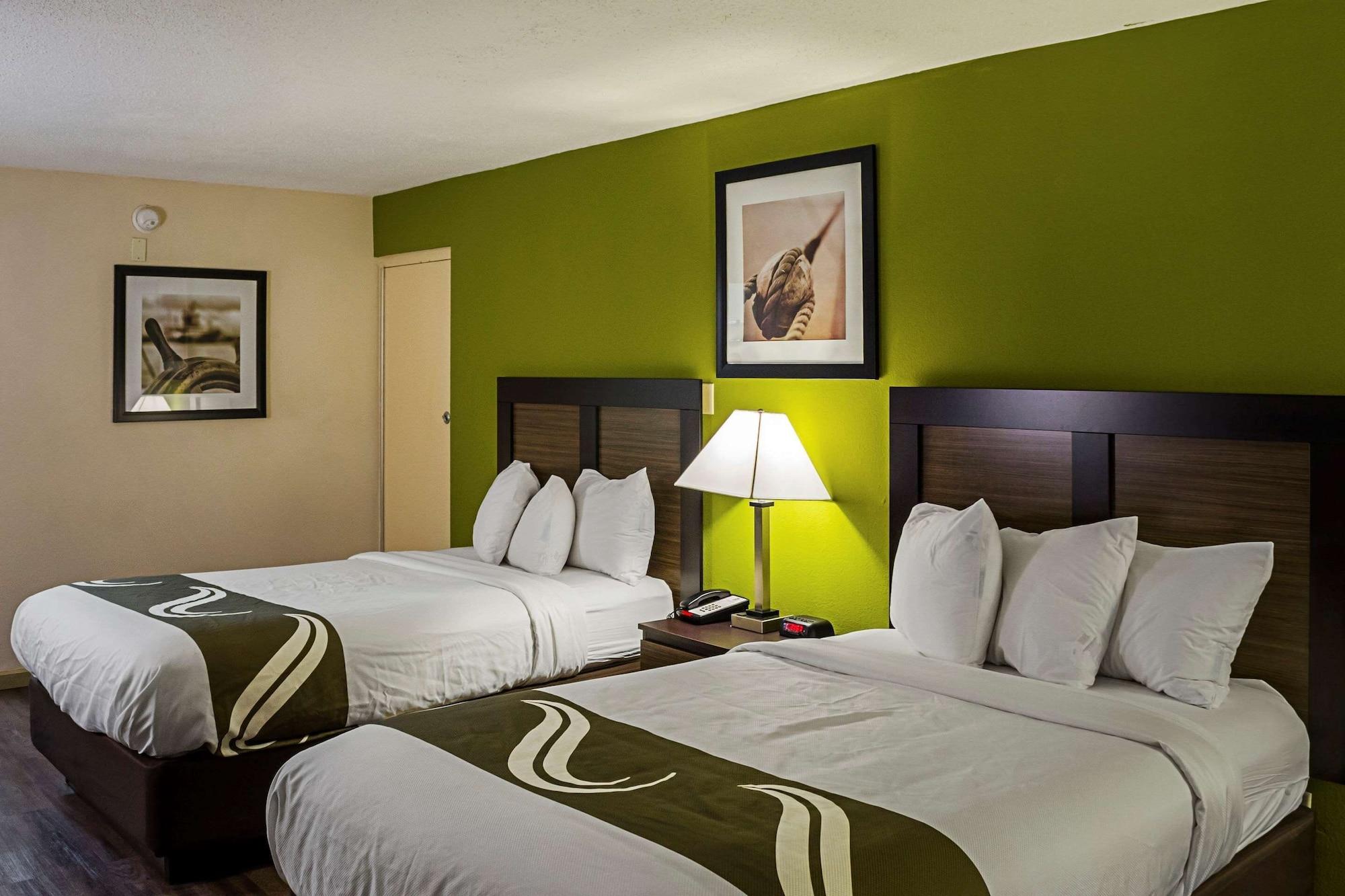Quality Inn 3*