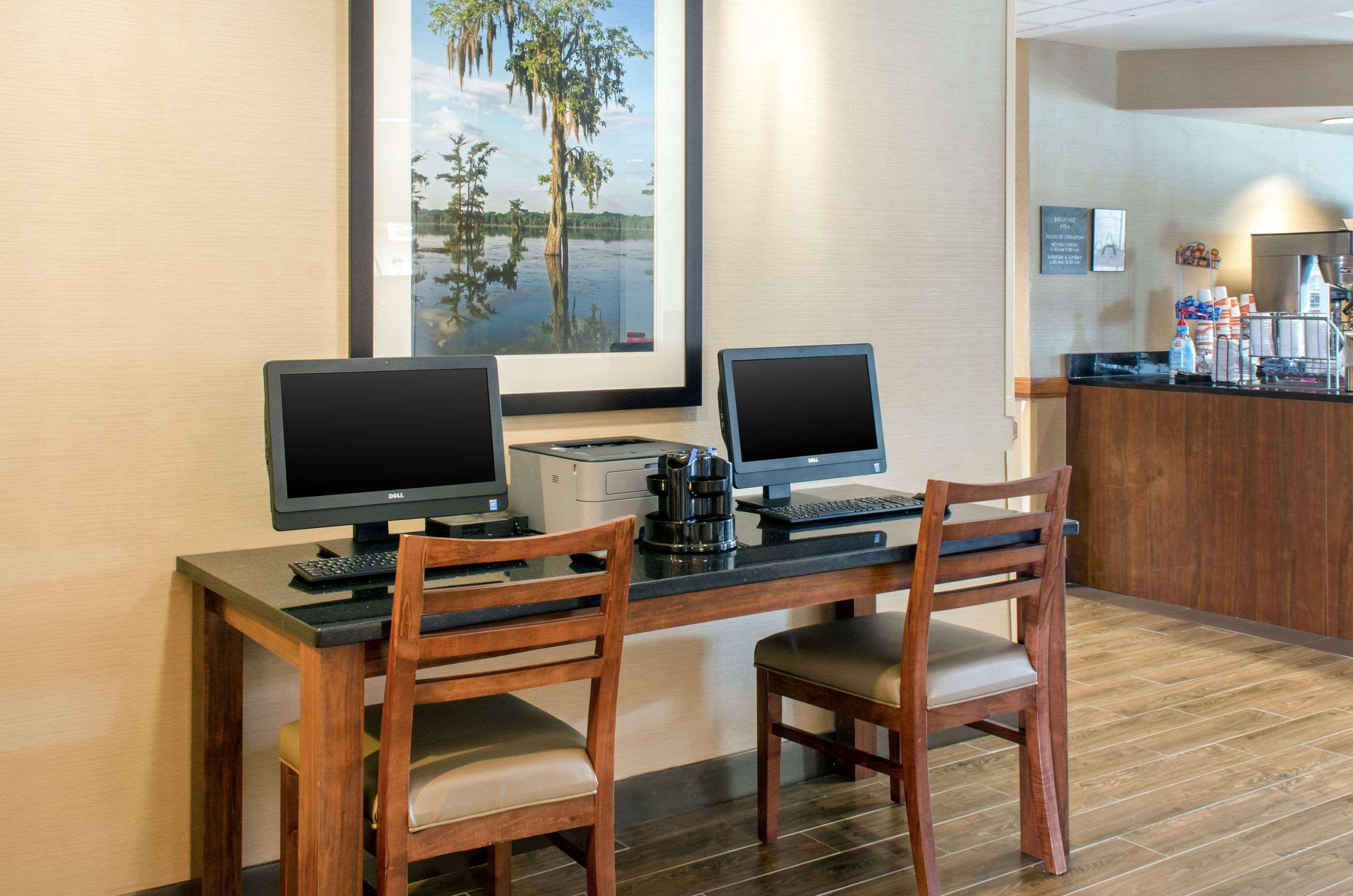 Hotel Comfort & Biloxi-d'iberville 3*