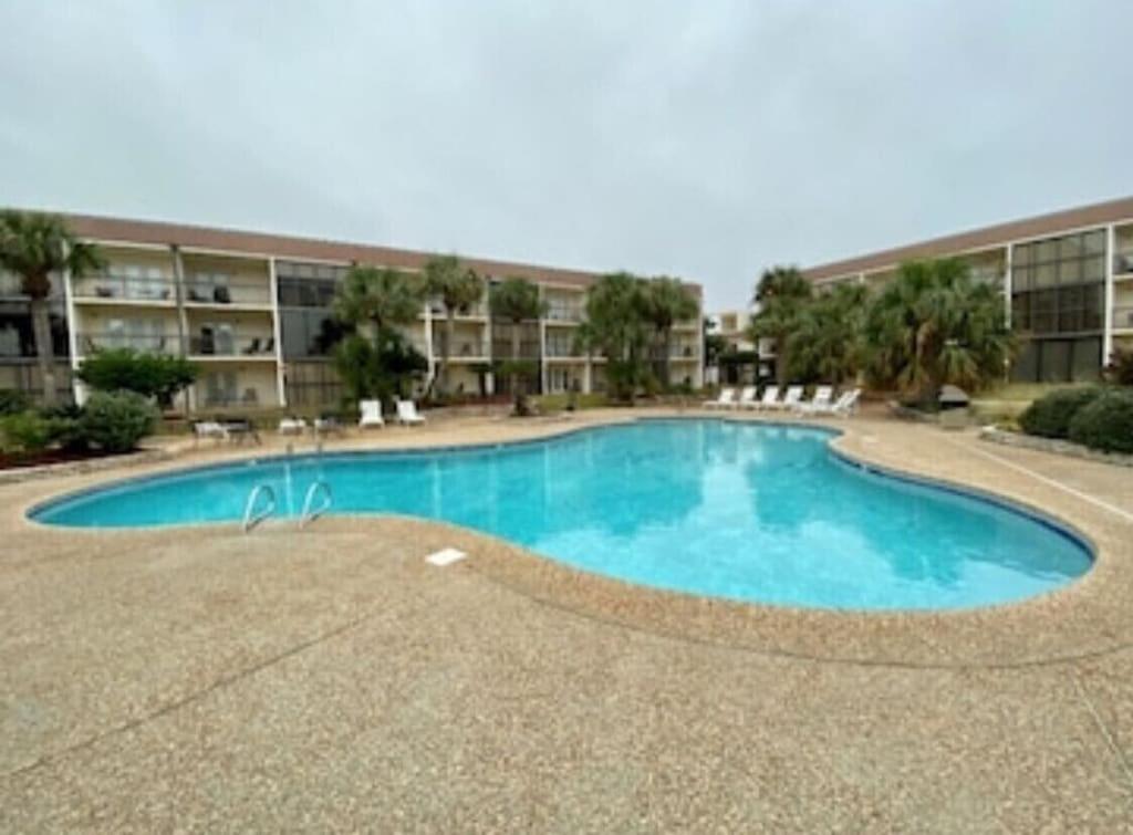 Biloxi Beach Condo *