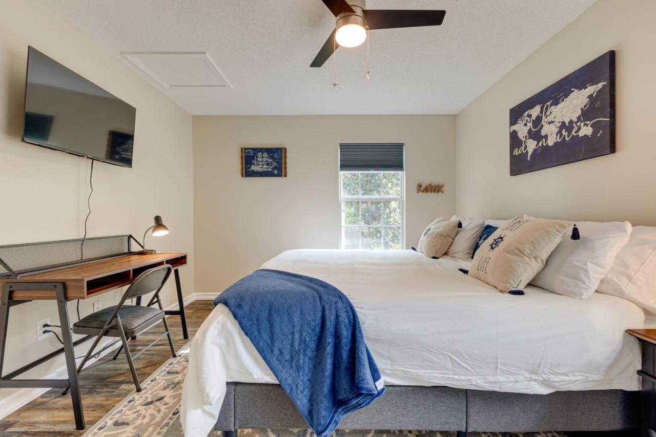 Charming Vacation Near Beach! Holiday home Biloxi