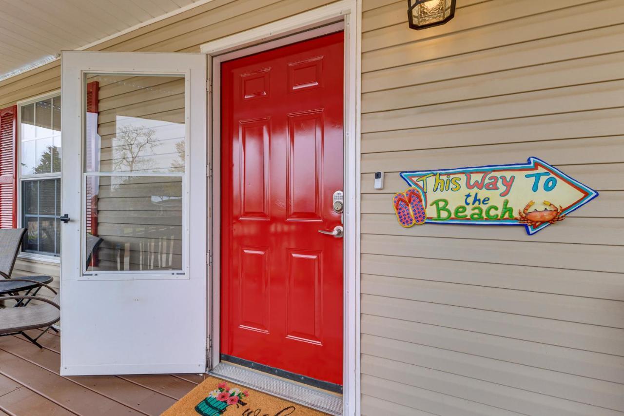 Holiday home Charming Vacation Near Beach!