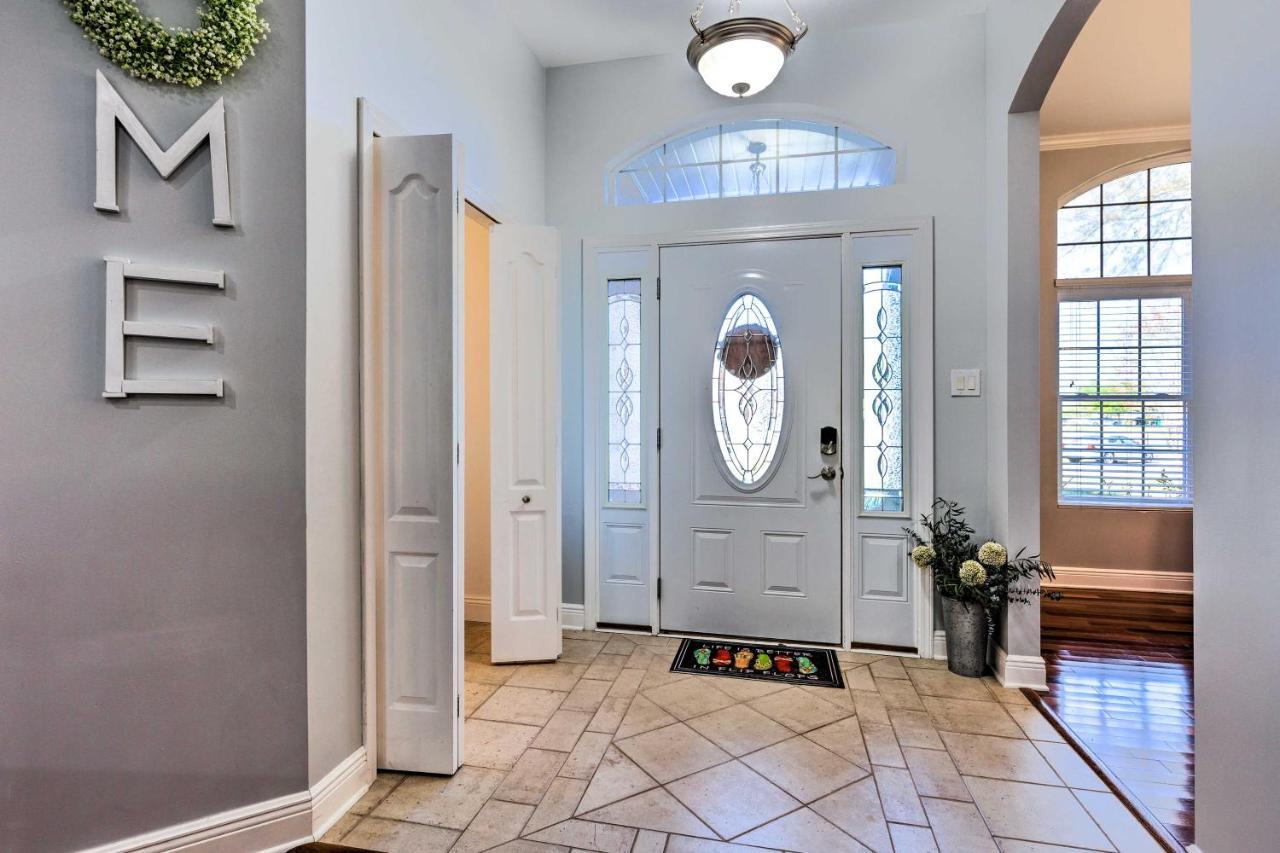 Ocean Springs With Fire Pit And Game Room! Holiday home