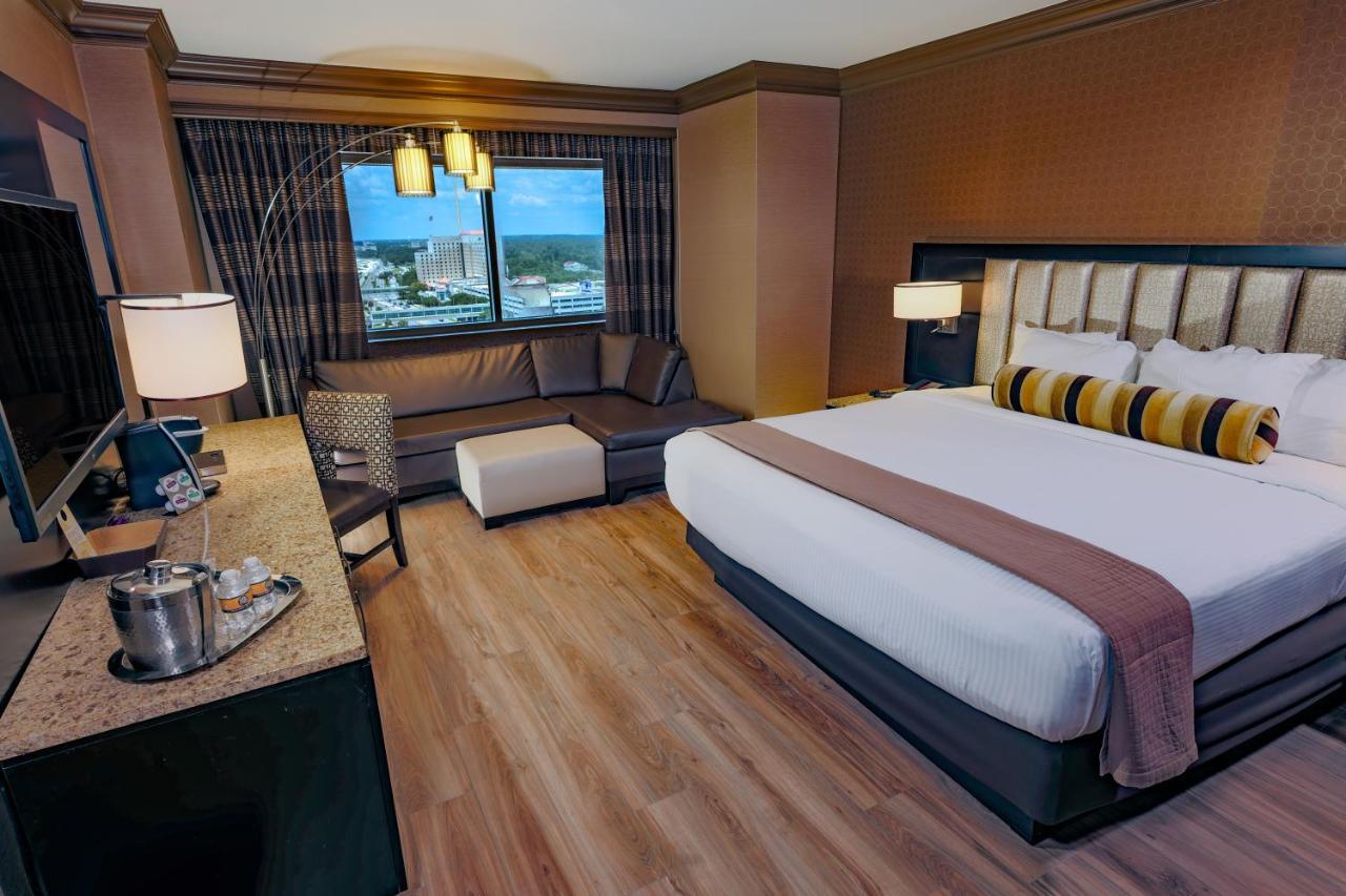 Golden Nugget Resort 4*