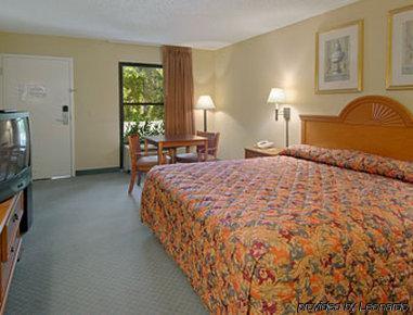 Super 8 By Wyndham Diberville Area 3* Biloxi