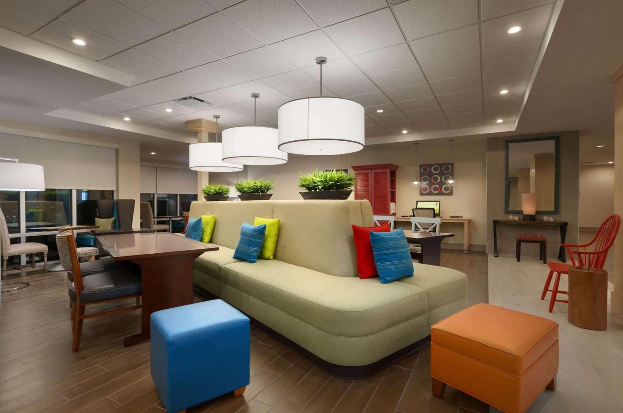 Hotel Home2 By Hilton Biloxi/north/d'iberville