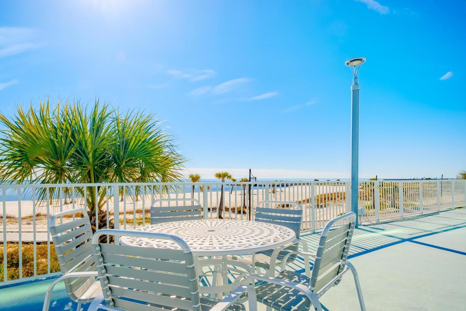 Sea Breeze 810 Deluxe Holiday home Biloxi