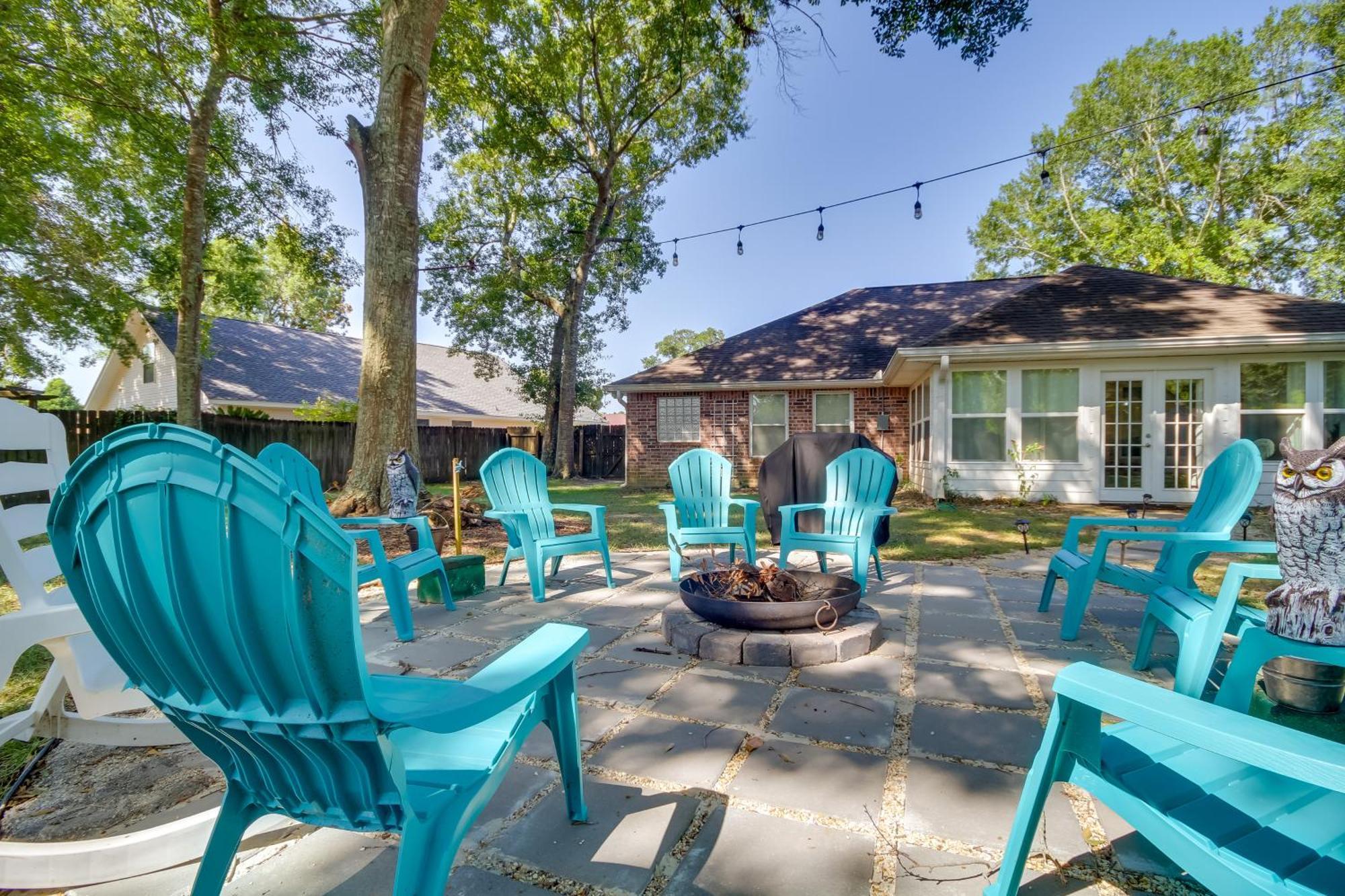 Holiday home Ocean Springs With Fire Pit And Game Room!