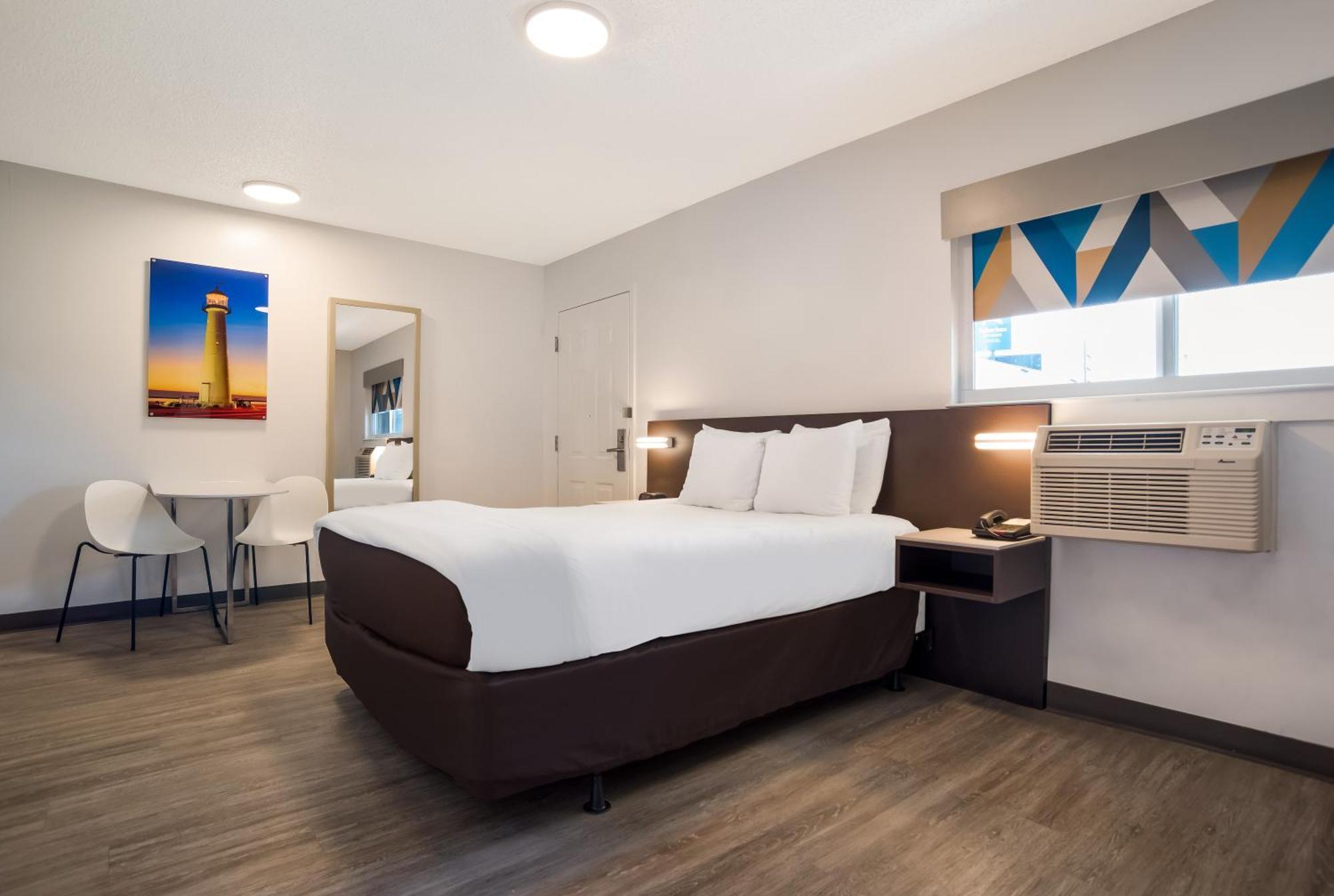 Suburban North Area Hotel Biloxi