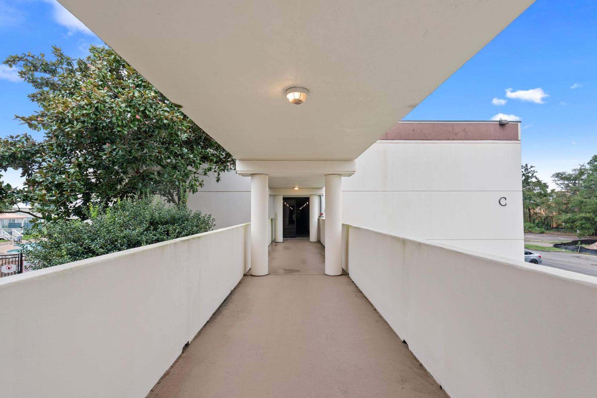 Fun 2 Bed/2 Bath With Pool On Apartment Biloxi