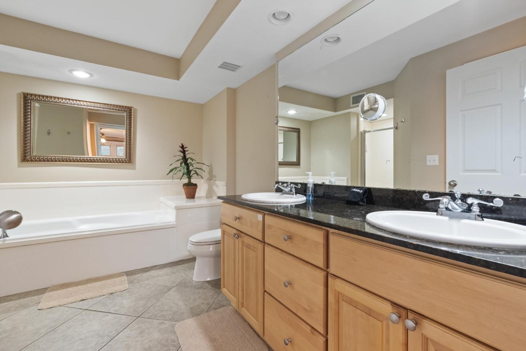 Fun 2 Bed/2 Bath With Pool On Apartment Biloxi