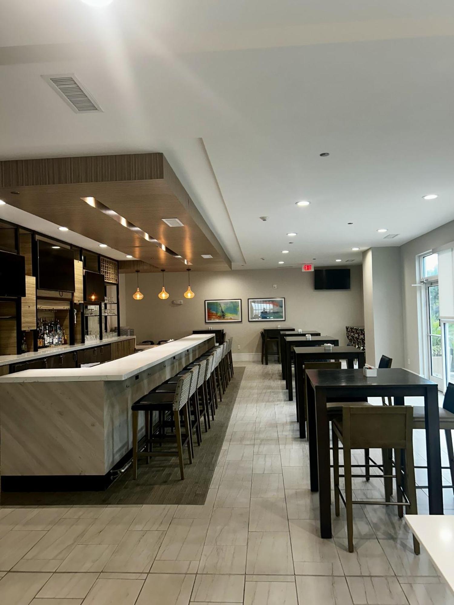 Hilton Garden 3*