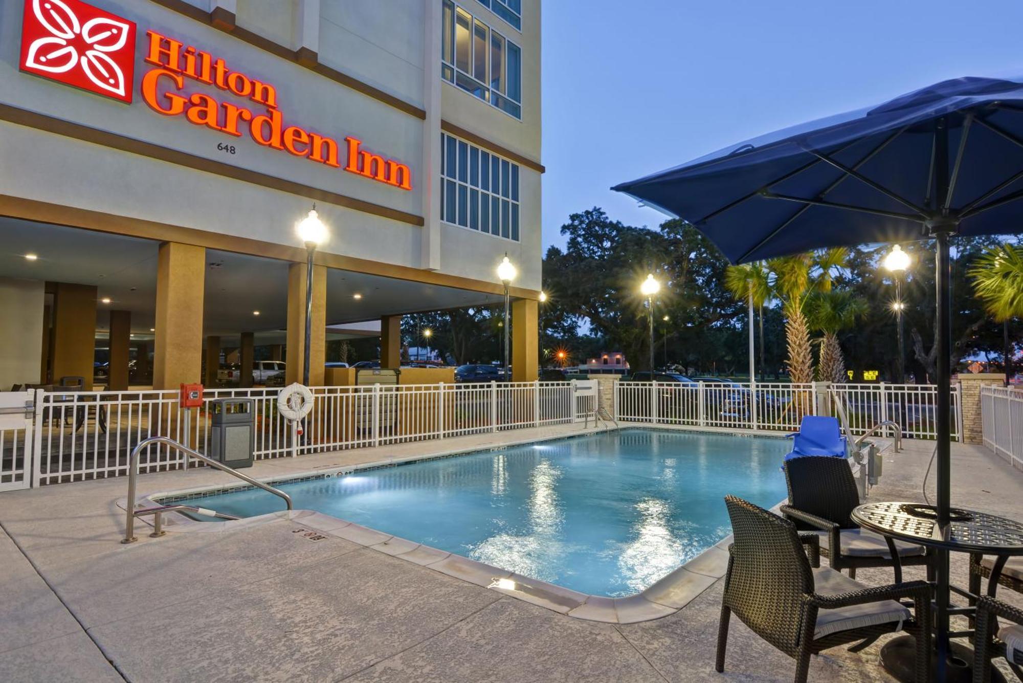 Hilton Garden Hotel 3*