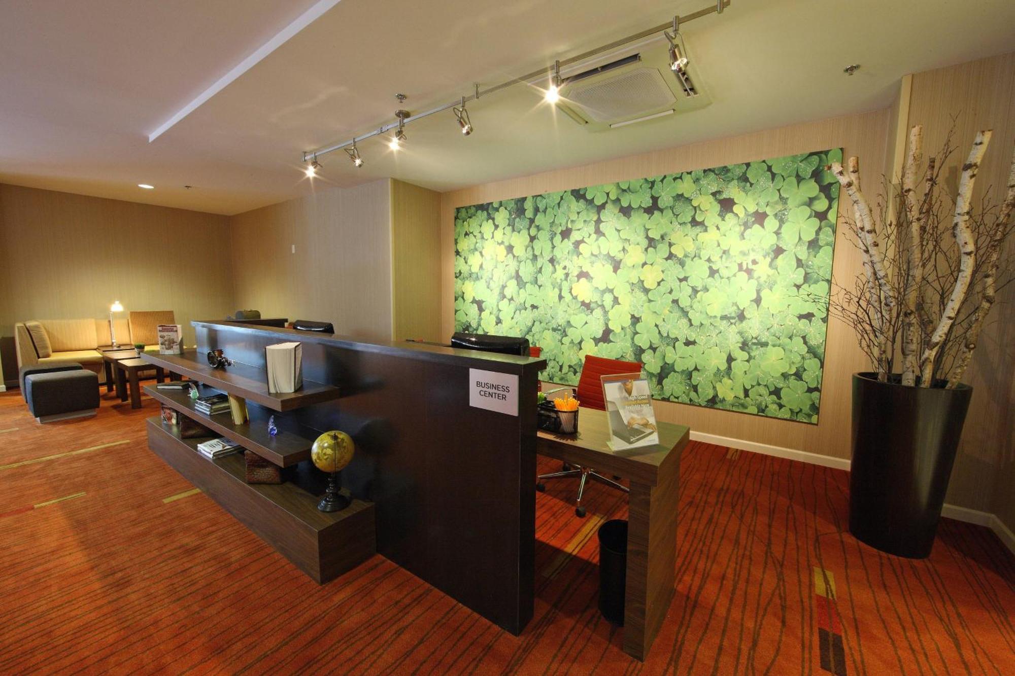 Courtyard North/d'iberville Hotel 3*