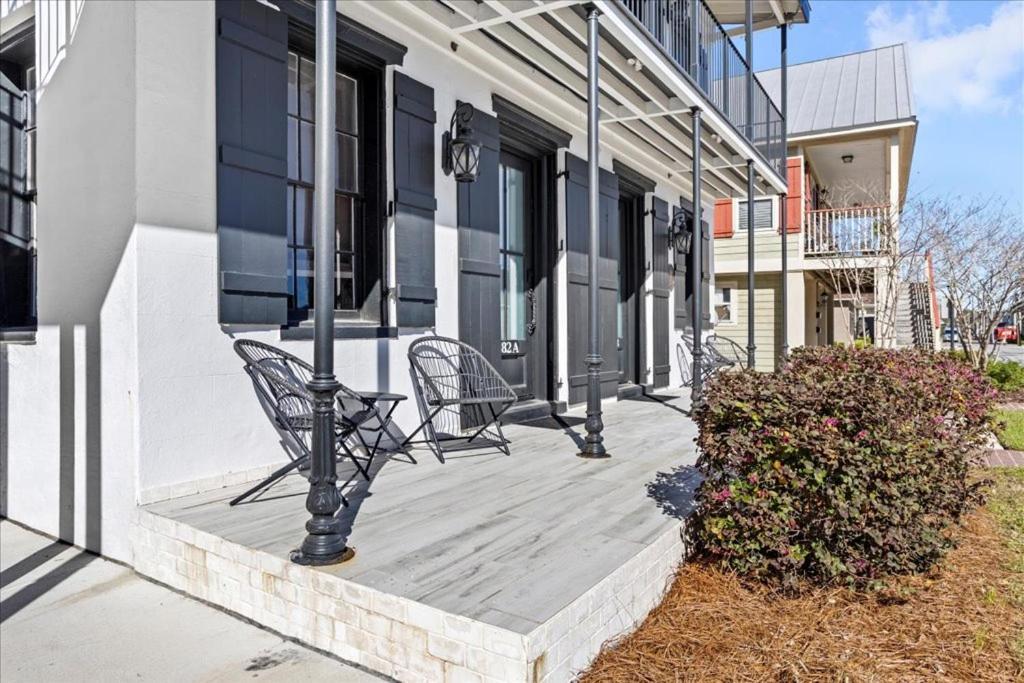 Vivian Suite A Beach! Fire Pit! Downtown! Holiday home *