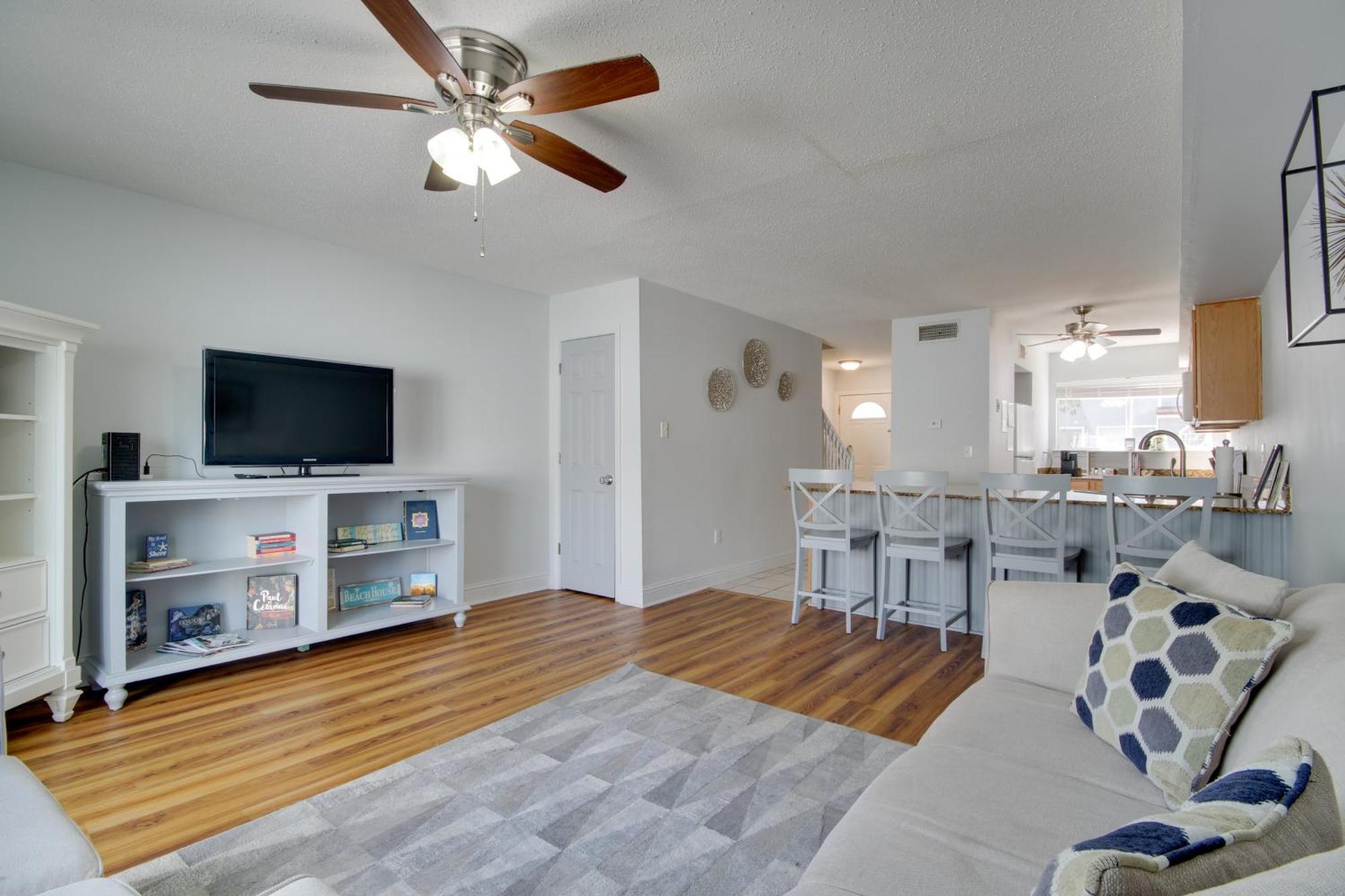 Less Than Half Mi To Gulf With Patio! Apartment *