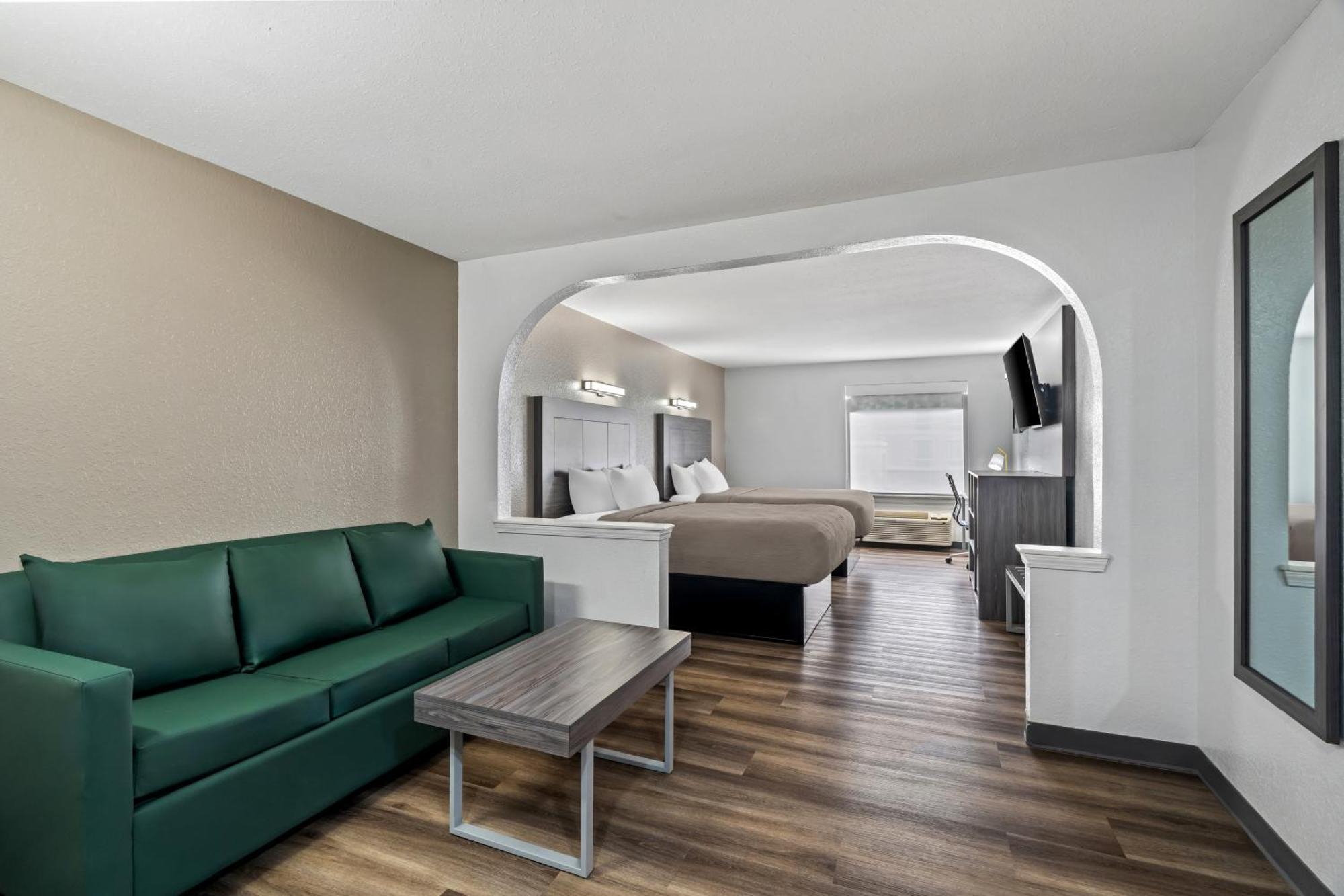 Quality & Hotel