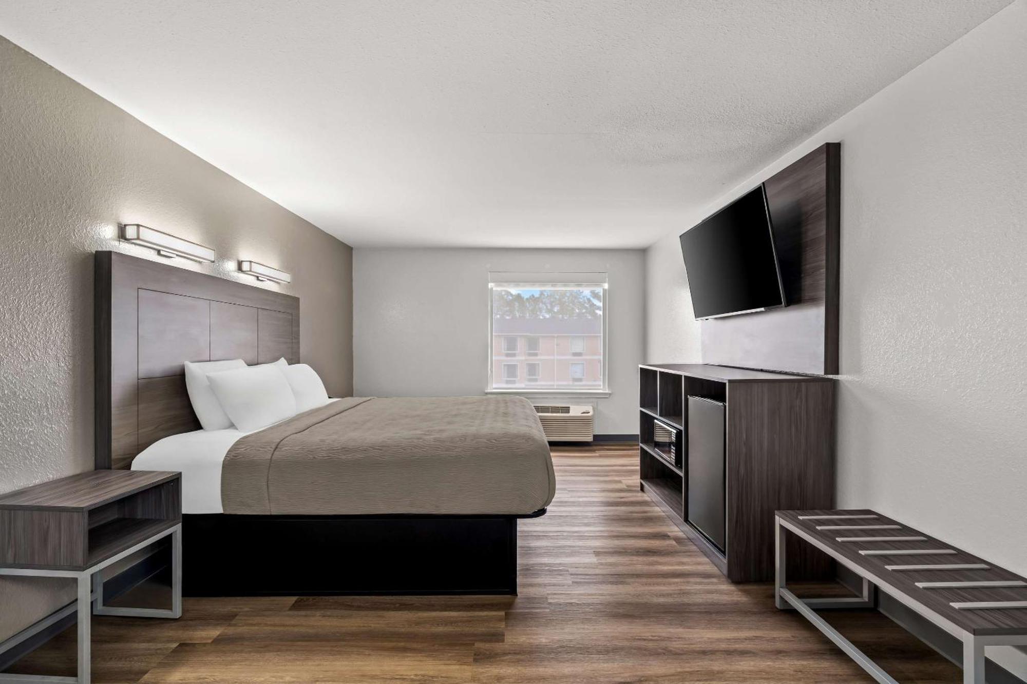 Quality & Hotel 2*