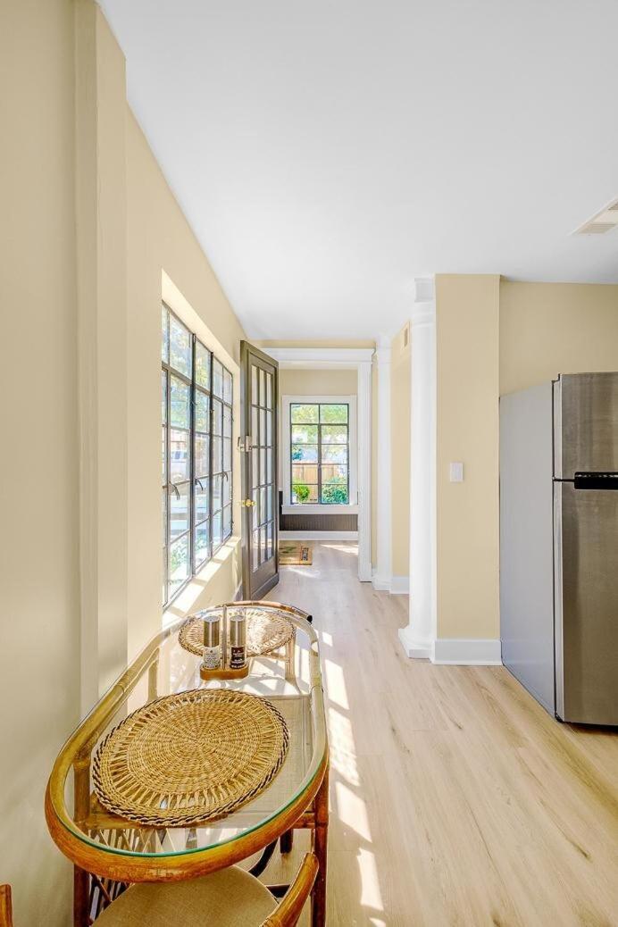 Holiday home Aerie Loft: Cozy 1-bedroom Retreat In Biloxi, Perfect For Couples! Biloxi