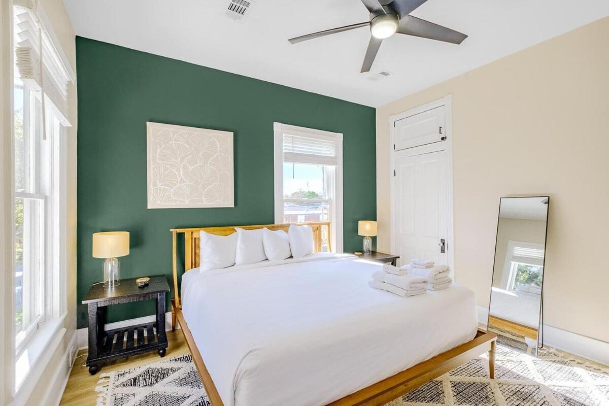 Aerie Loft: Cozy 1-bedroom Retreat In Biloxi, Perfect For Couples! Holiday home *