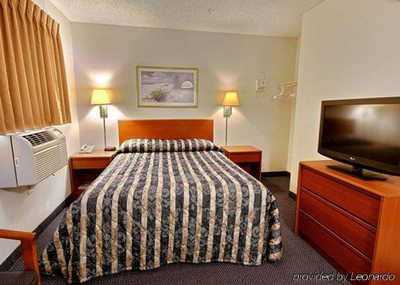 Suburban North Area 2* Biloxi