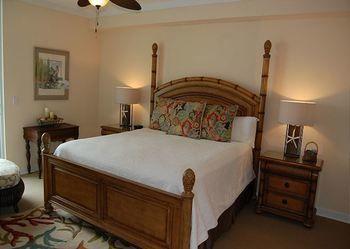 Ocean Club At Luxury Hotel Biloxi