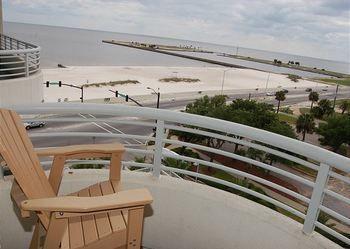 Ocean Club At Luxury Hotel 4*