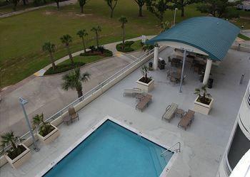 Ocean Club At Luxury Hotel