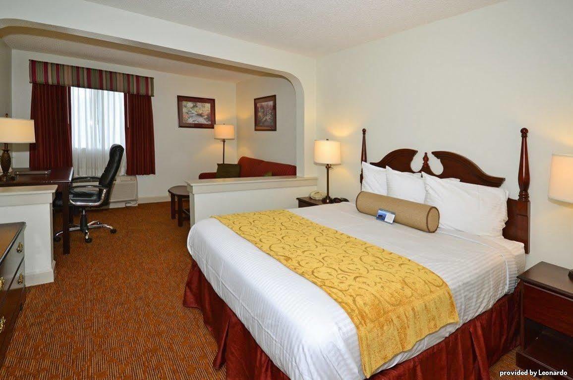 Spark By Hilton Ocean Springs 3*