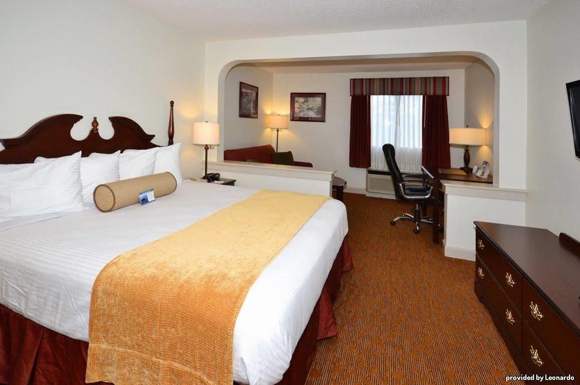 Spark By Hilton Ocean Springs Biloxi
