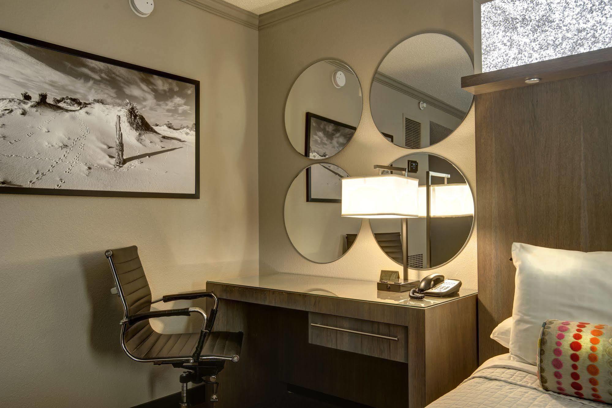Palace Casino Hotel 4*