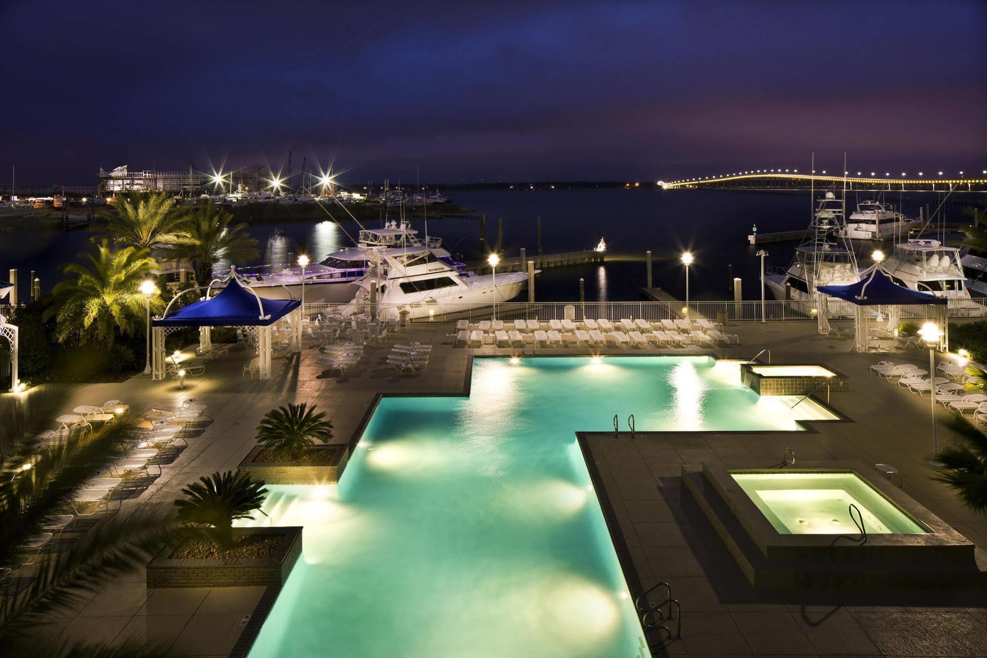 Palace Casino Hotel 4*