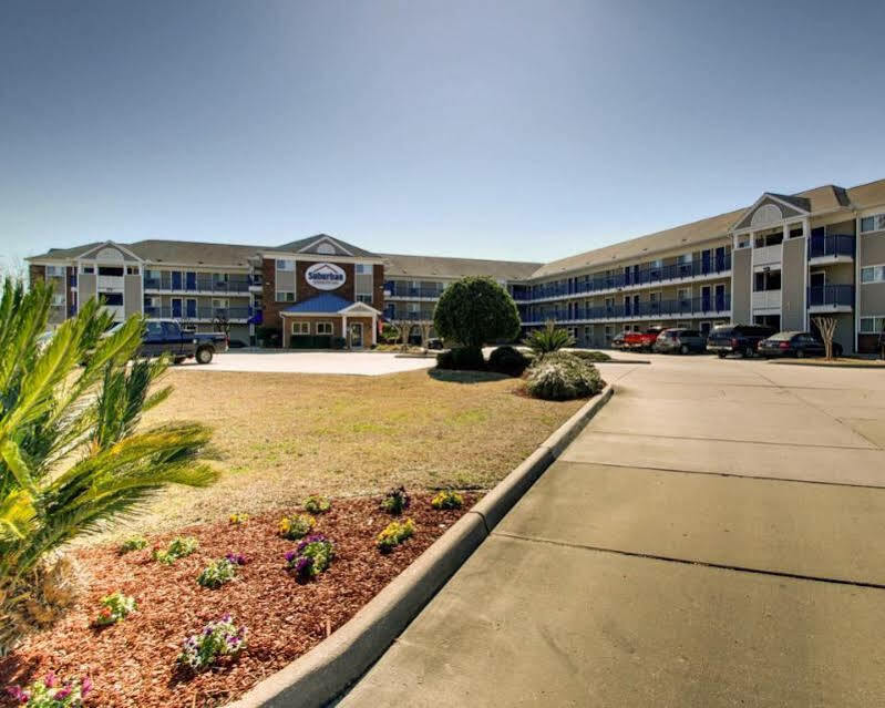 Suburban North Area 2* Biloxi