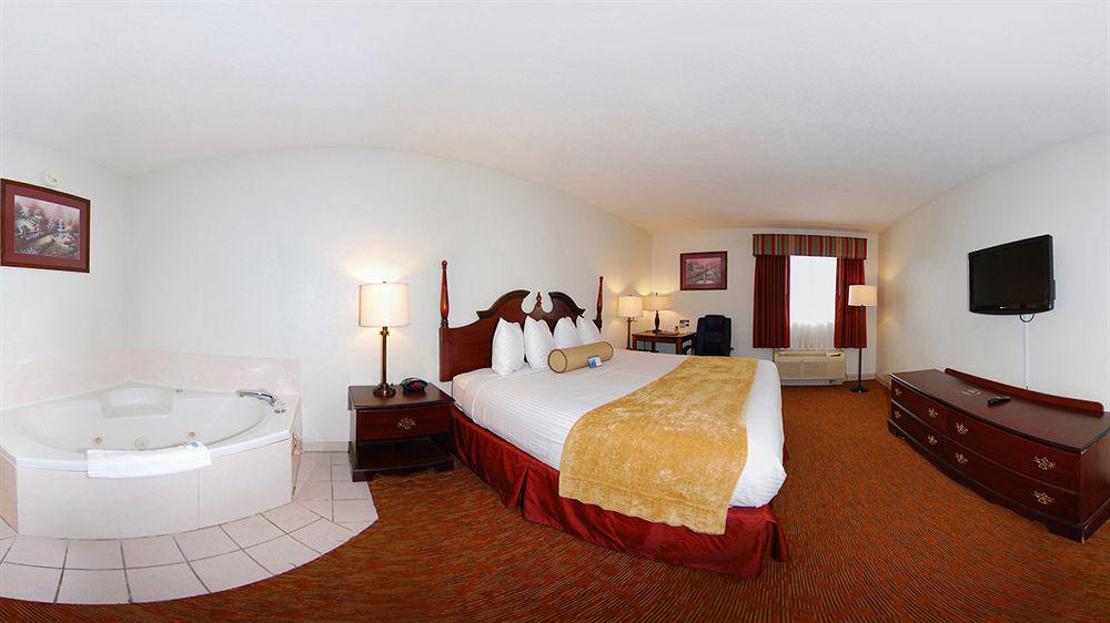 Spark By Hilton Ocean Springs Hotel