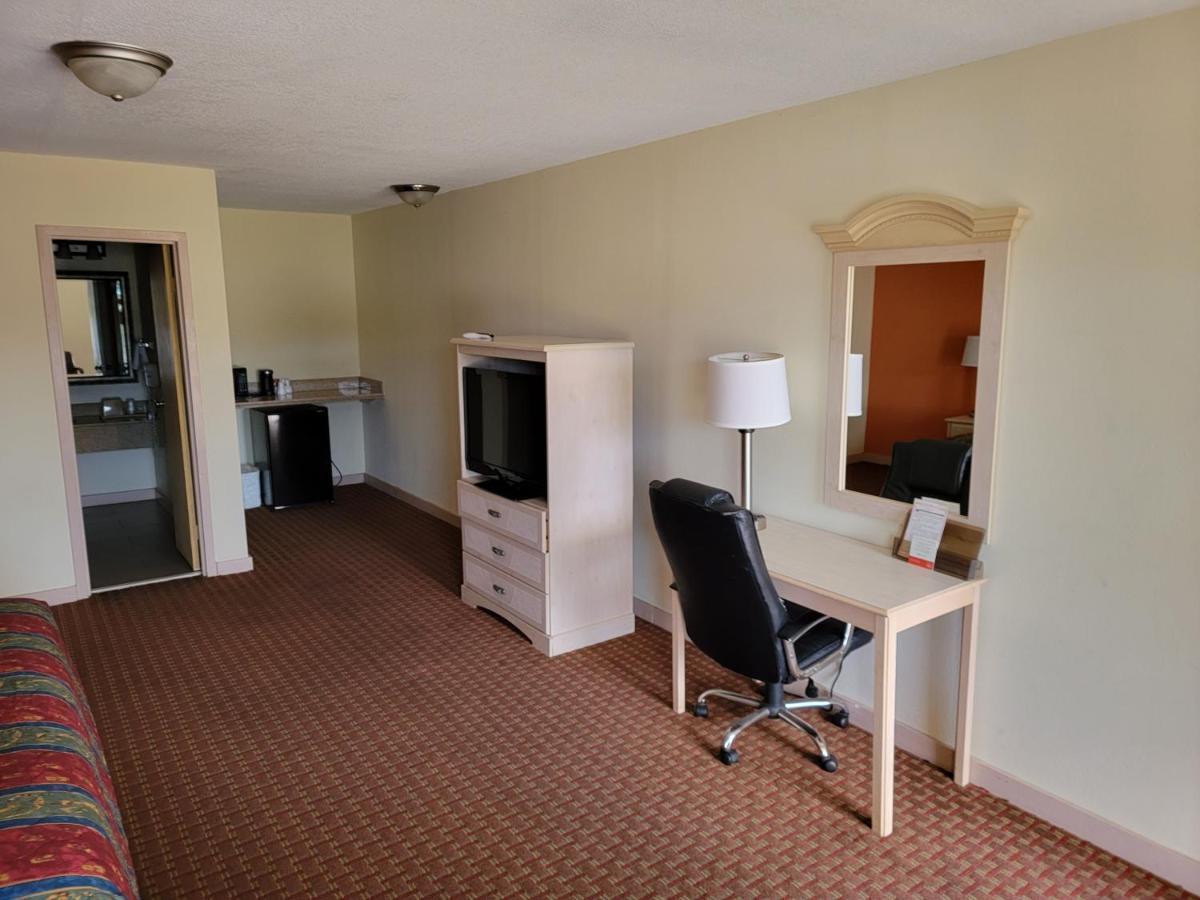 Twin Star Hotel 2*