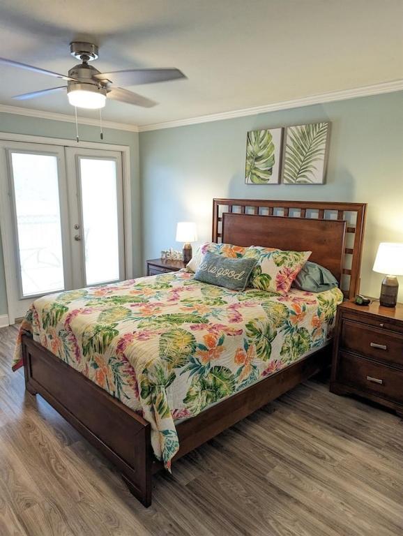 Condo-b * Biloxi