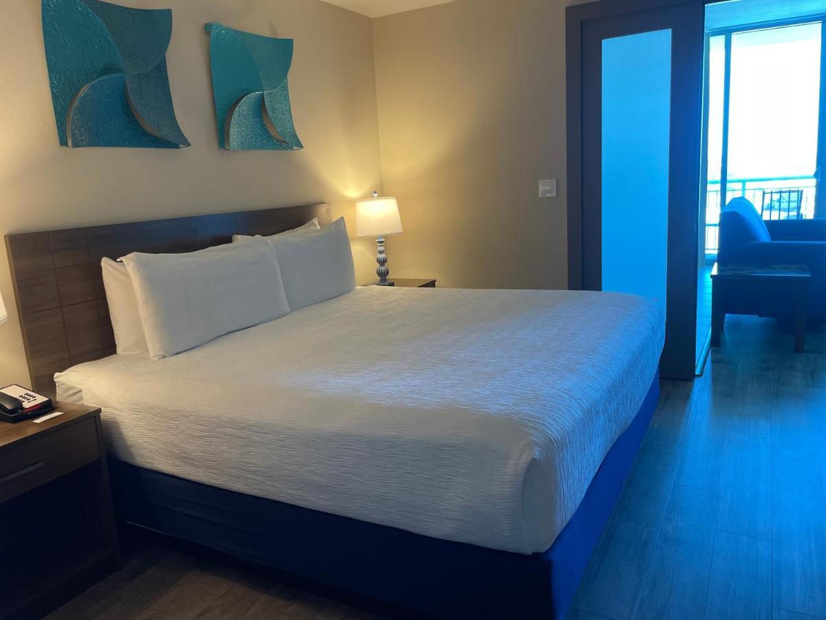 South & 4* Biloxi