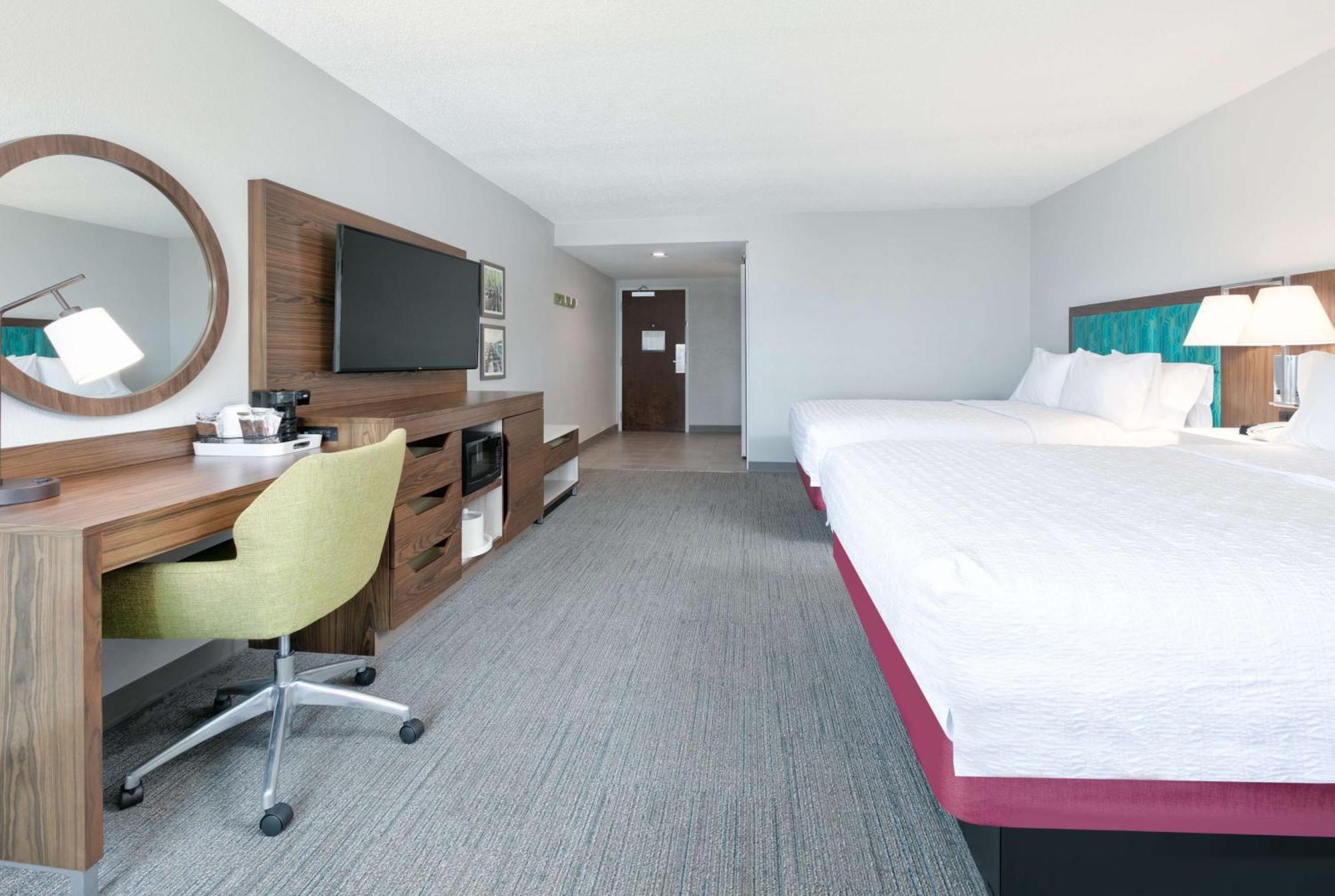 Hampton Boulevard Hotel 3*