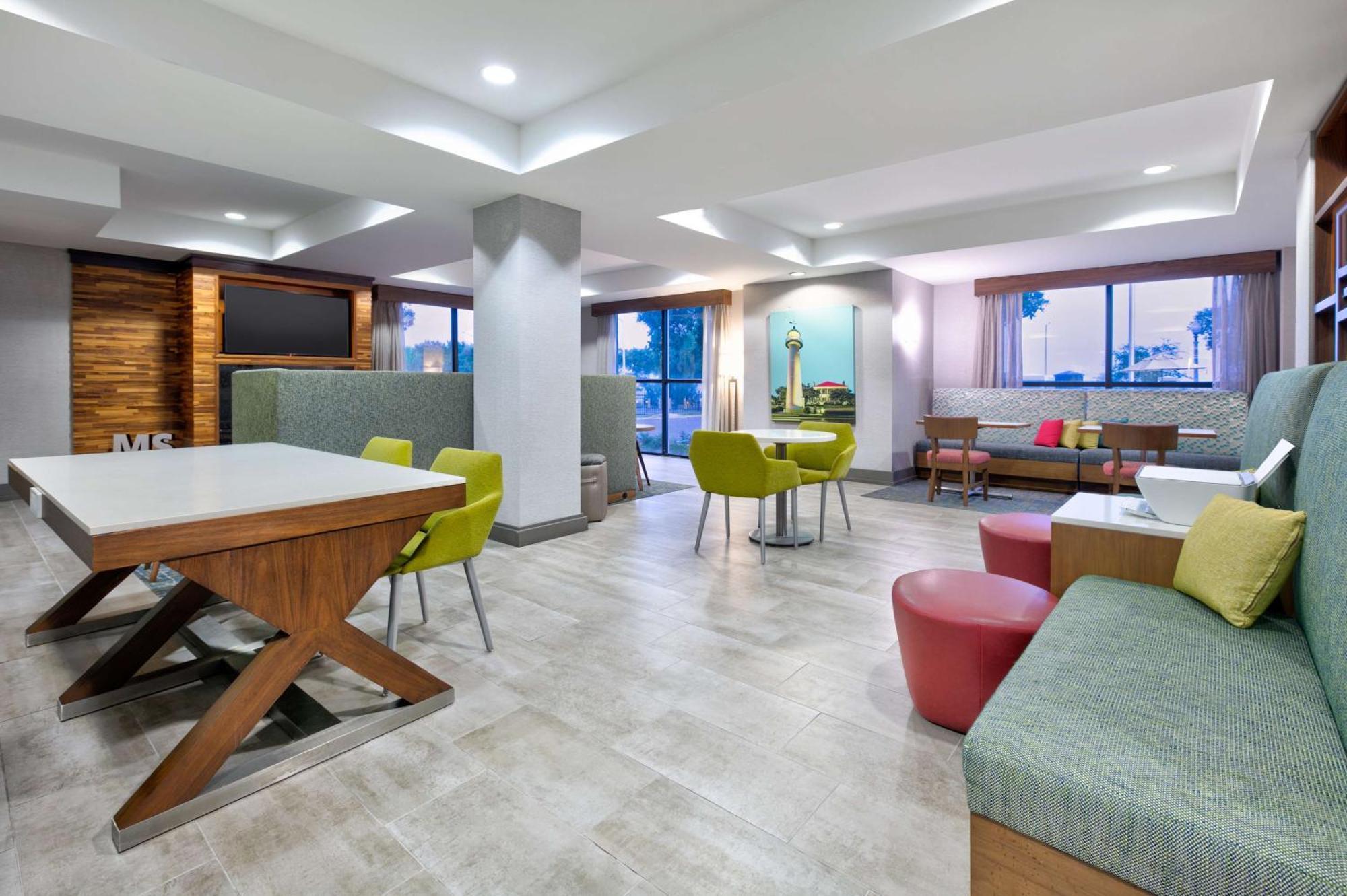 Hampton Boulevard Hotel 3*