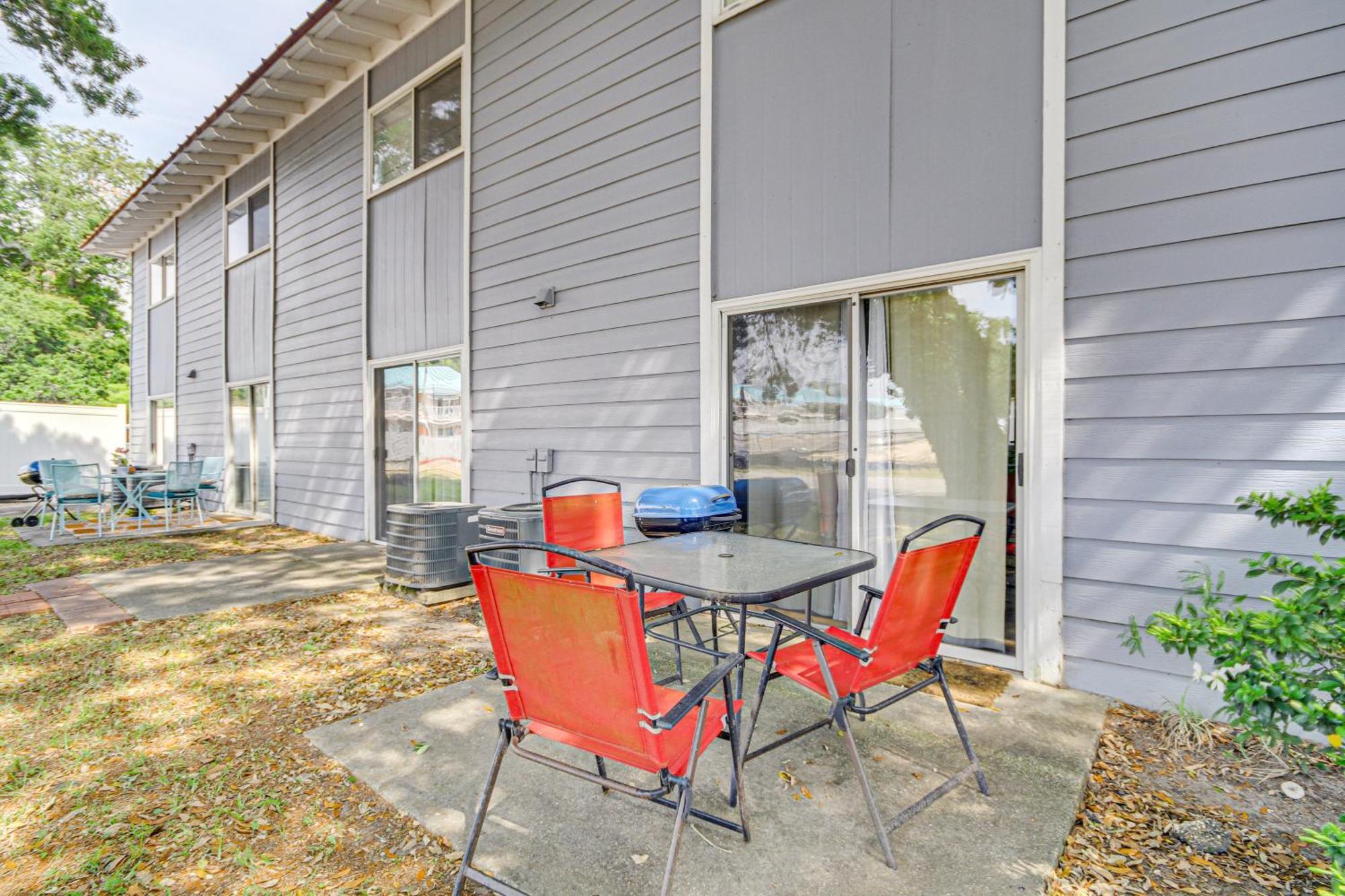 Airy With Patio Walk To Beach! * Biloxi