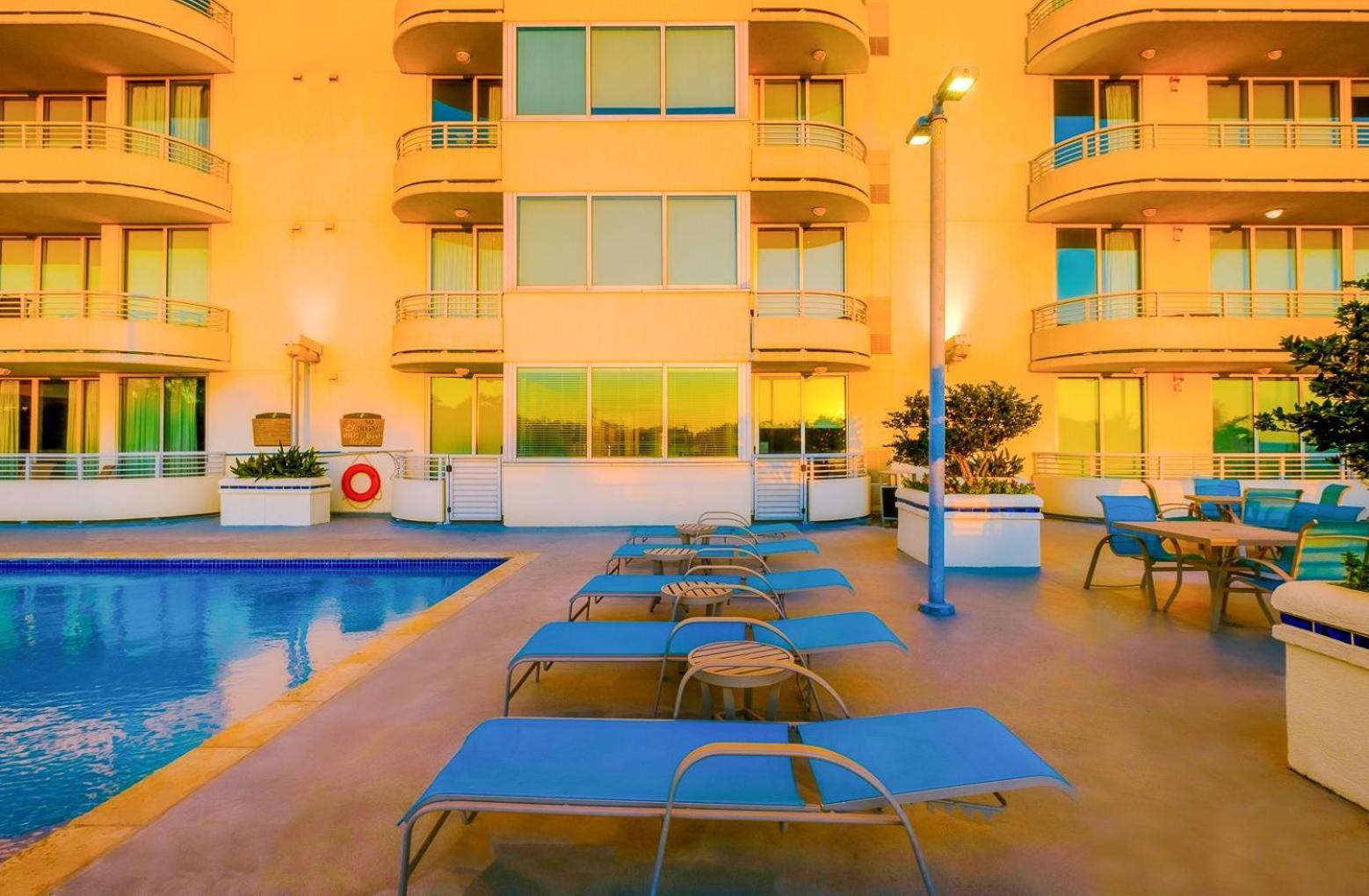 Ocean Club 604 Deluxe *