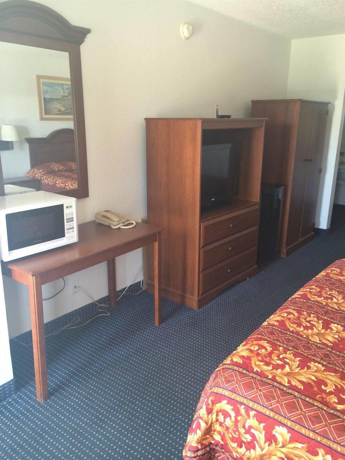 Broadway Express Motel