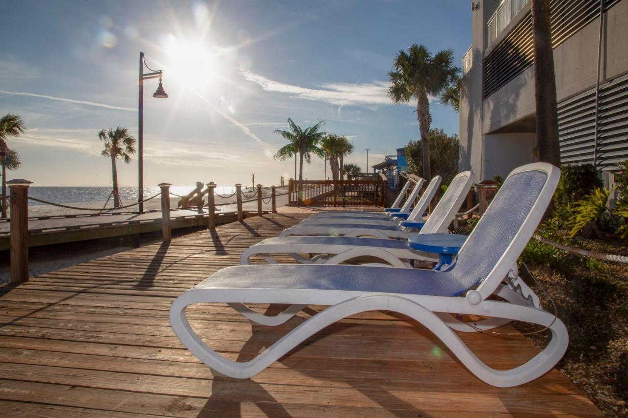 Resort South &